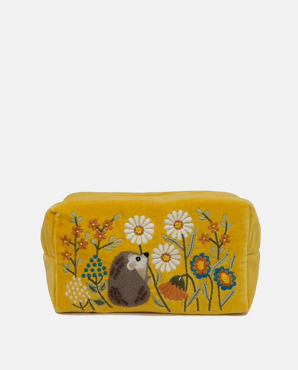 Кошелек из бархата с вышивкой Storiatipic, желтый
Кошелек из бархата с вышивкой Storiatipic, желтый