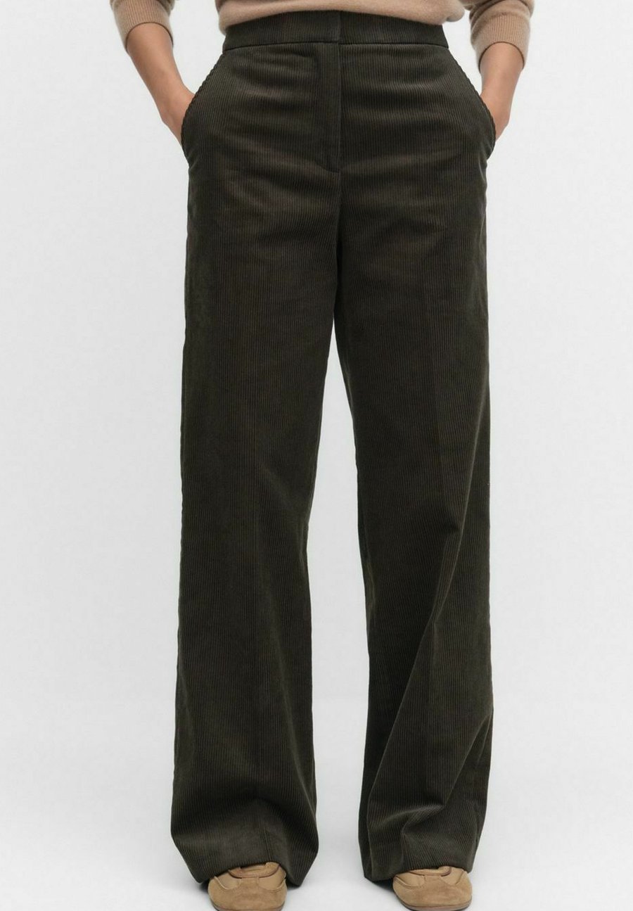 Брюки STOCKH LM MILA STRAIGHT, Dark Olive/Green
Брюки STOCKH LM MILA STRAIGHT, Dark Olive/Green