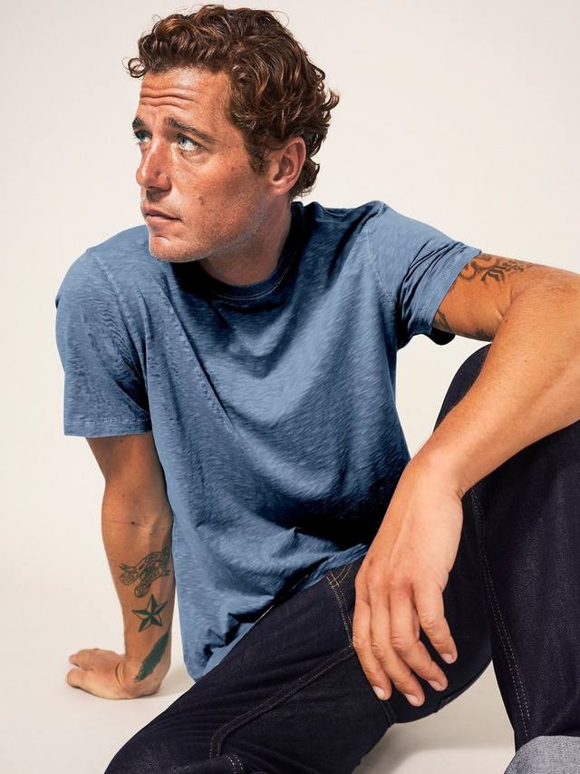 Хлопчатобумажная футболка abersoch White Stuff, средний синий
Хлопчатобумажная футболка abersoch White Stuff, средний синий