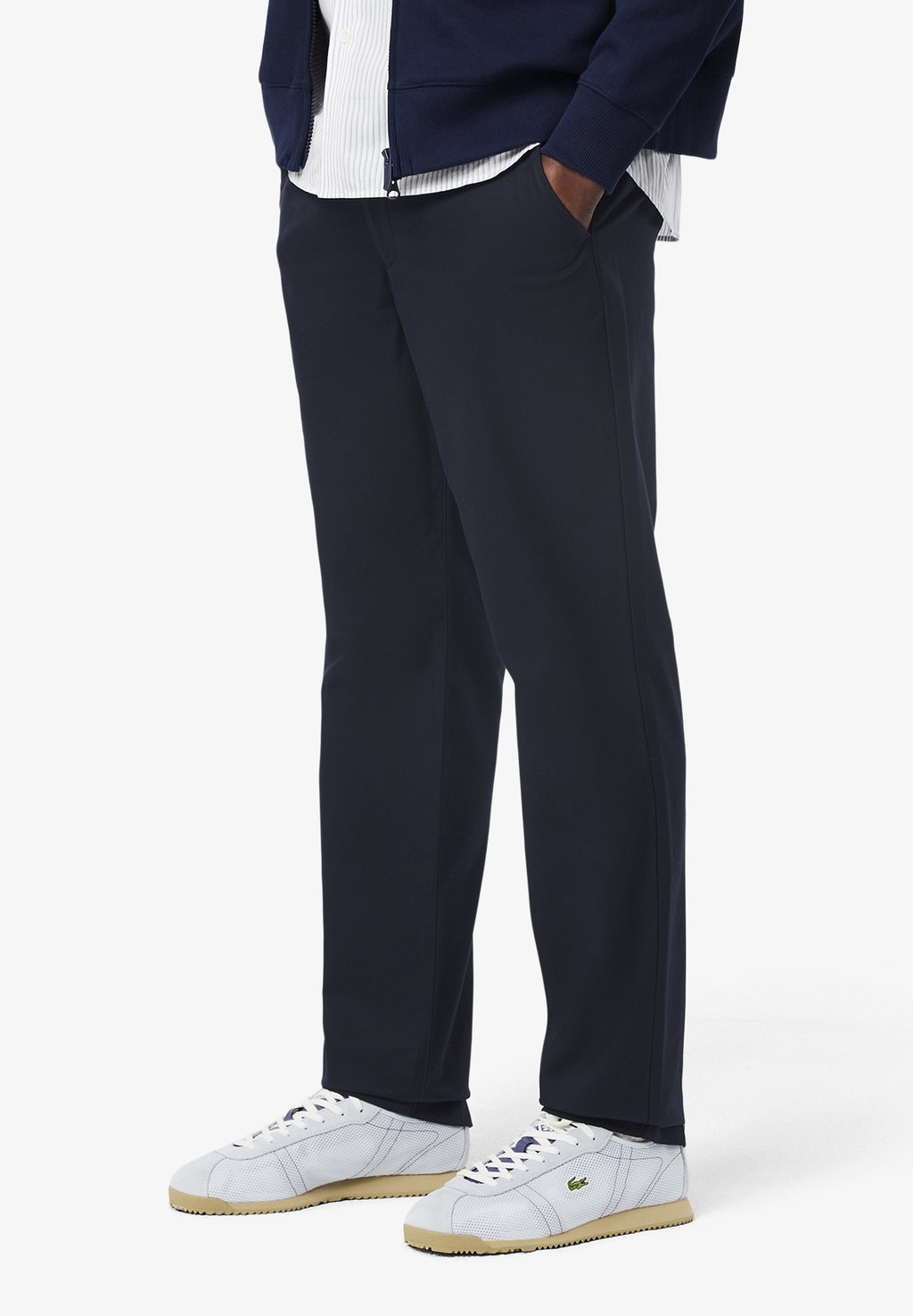 Чино Lacoste, темно-синий
Чино Lacoste, темно-синий