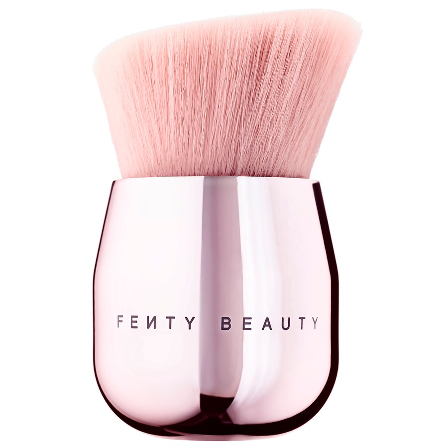 Кисть Кабуки для лица и тела 160 Fenty Beauty by Rihanna
Кисть Кабуки для лица и тела 160 Fenty Beauty by Rihanna
