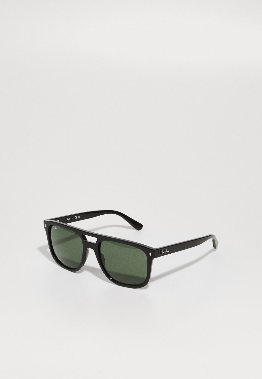 Солнцезащитные очки UNISEX Ray-Ban, черный
Солнцезащитные очки UNISEX Ray-Ban, черный