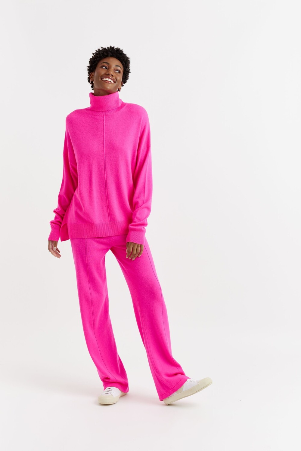 Свитер свободного кроя из шерсти и кашемира с водолазкой Chinti & Parker, розовый
Свитер свободного кроя из шерсти и кашемира с водолазкой Chinti & Parker, розовый