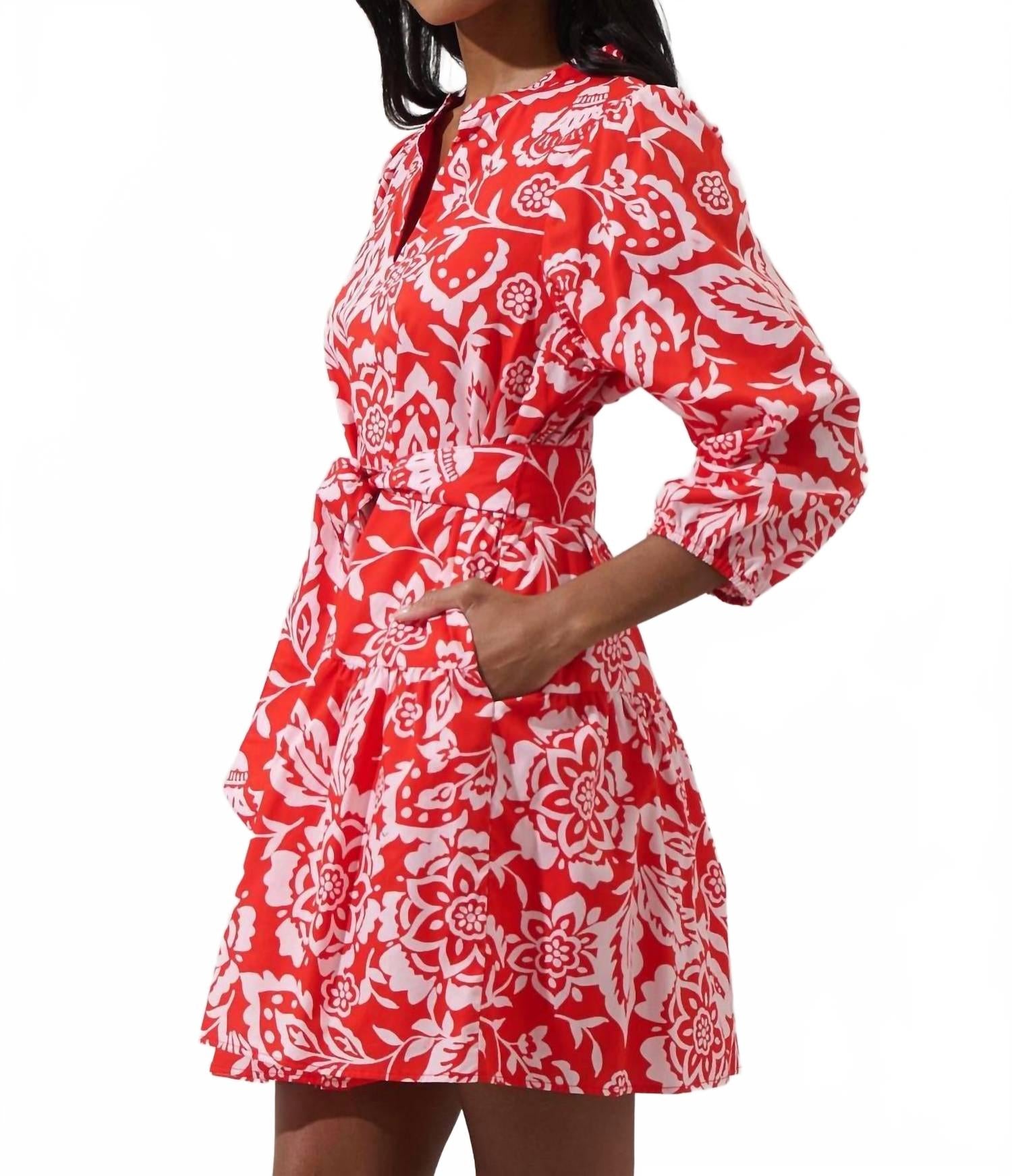 Хейзен Платье в красном SUGARLIPS
Хейзен Платье в красном SUGARLIPS