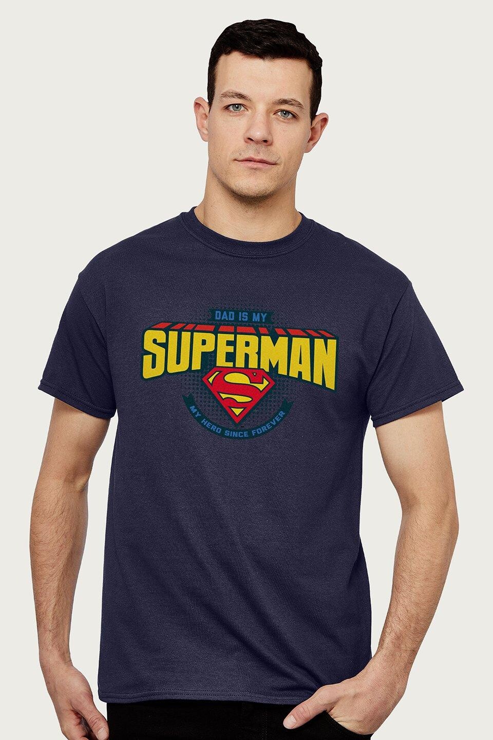 Футболка «День отца с Суперменом: папа — мой герой с тех пор, как навсегда» Superman, темно-синий
Футболка «День отца с Суперменом: папа — мой герой с тех пор, как навсегда» Superman, темно-синий