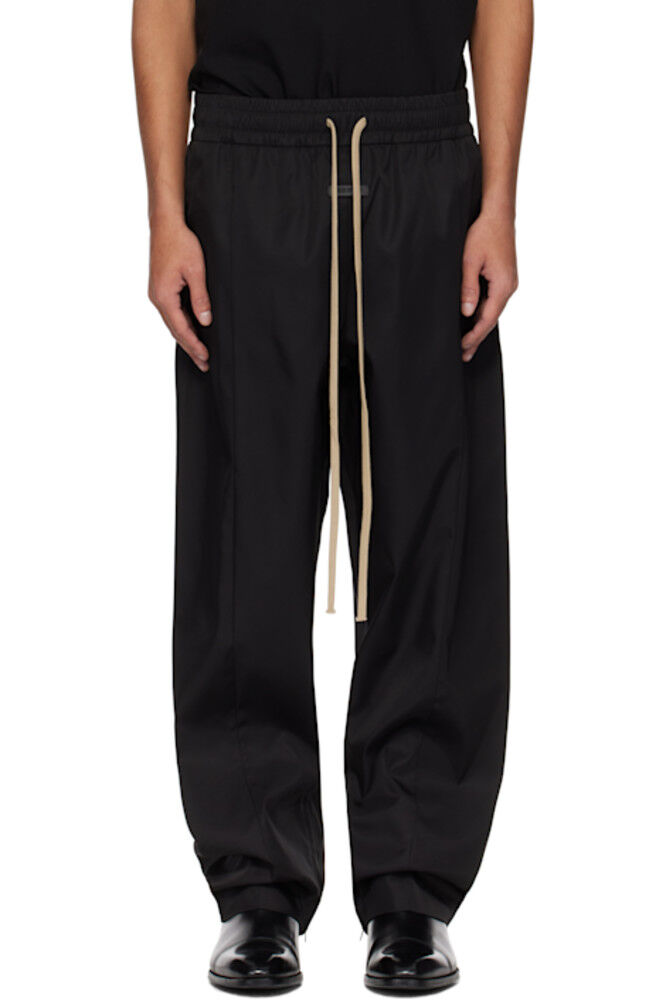 Черные спортивные брюки с центральным швом Fear of God
Черные спортивные брюки с центральным швом Fear of God