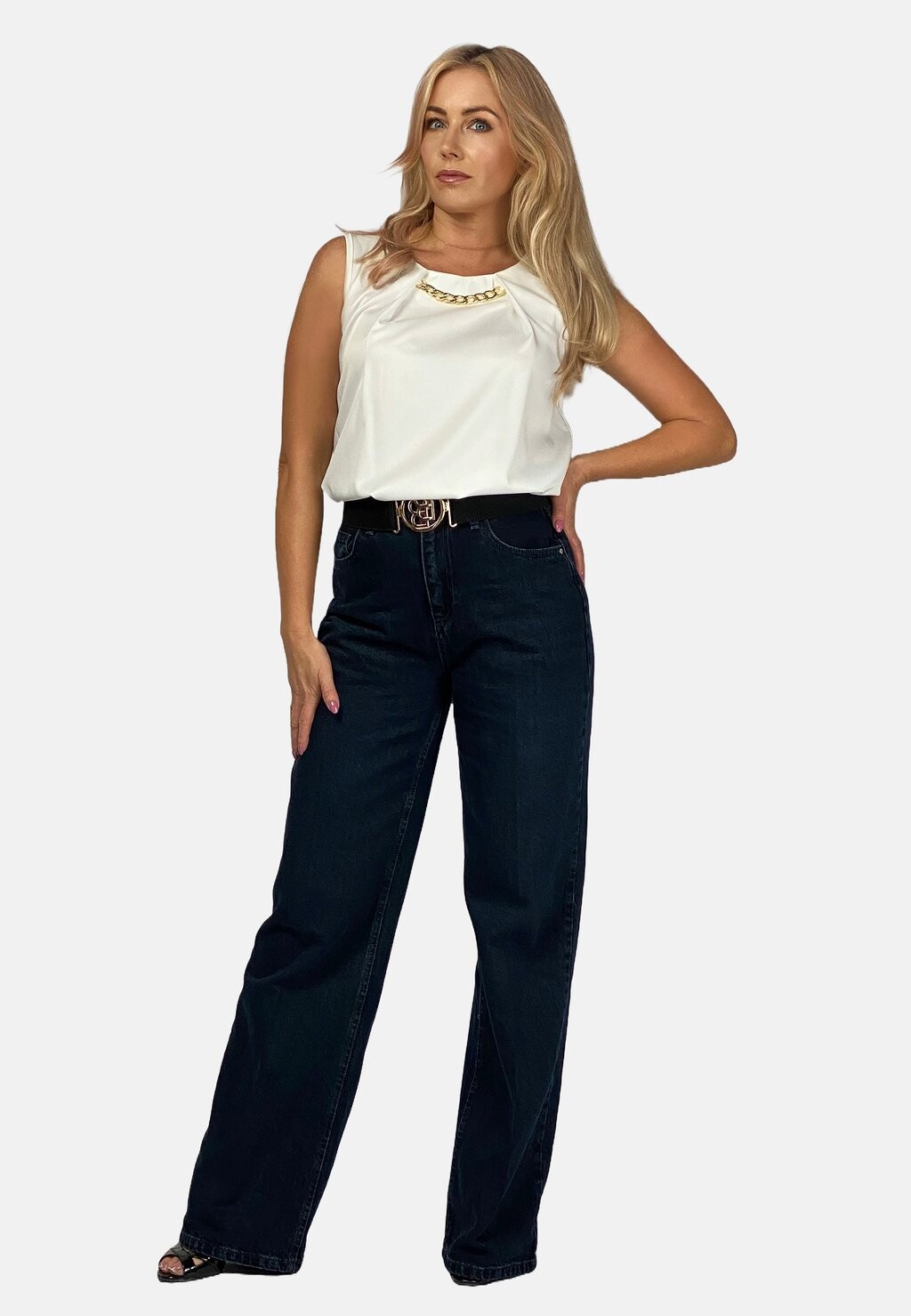 Топ WITH CHAIN REGINA FASHION, цвет off-white
Топ WITH CHAIN REGINA FASHION, цвет off-white