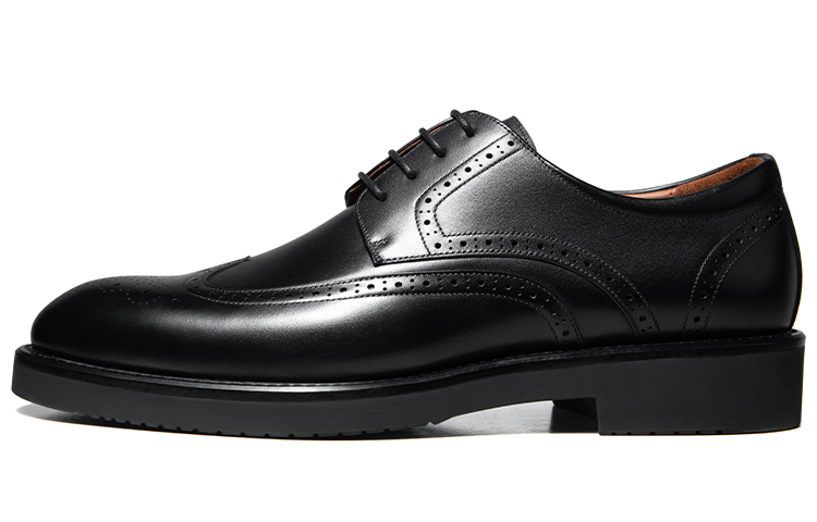 Британские деловые оксфорды из телячьей кожи Мужские черные Zuti, Black ZD261
Британские деловые оксфорды из телячьей кожи Мужские черные Zuti, Black ZD261