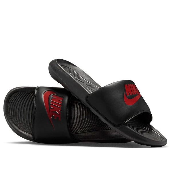 Тапочки victori one slides 'black red' Nike, черный 
Тапочки victori one slides 'black red' Nike, черный