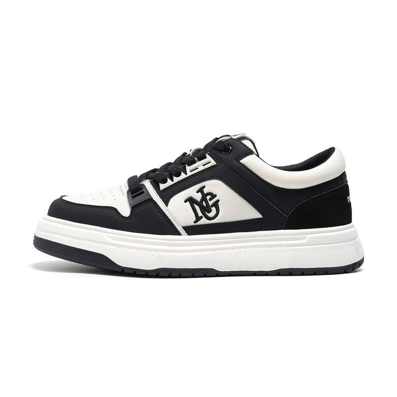 NAVIGARE Низкие мужские кроссовки для скейтбординга, черно-белые
NAVIGARE Низкие мужские кроссовки для скейтбординга, черно-белые