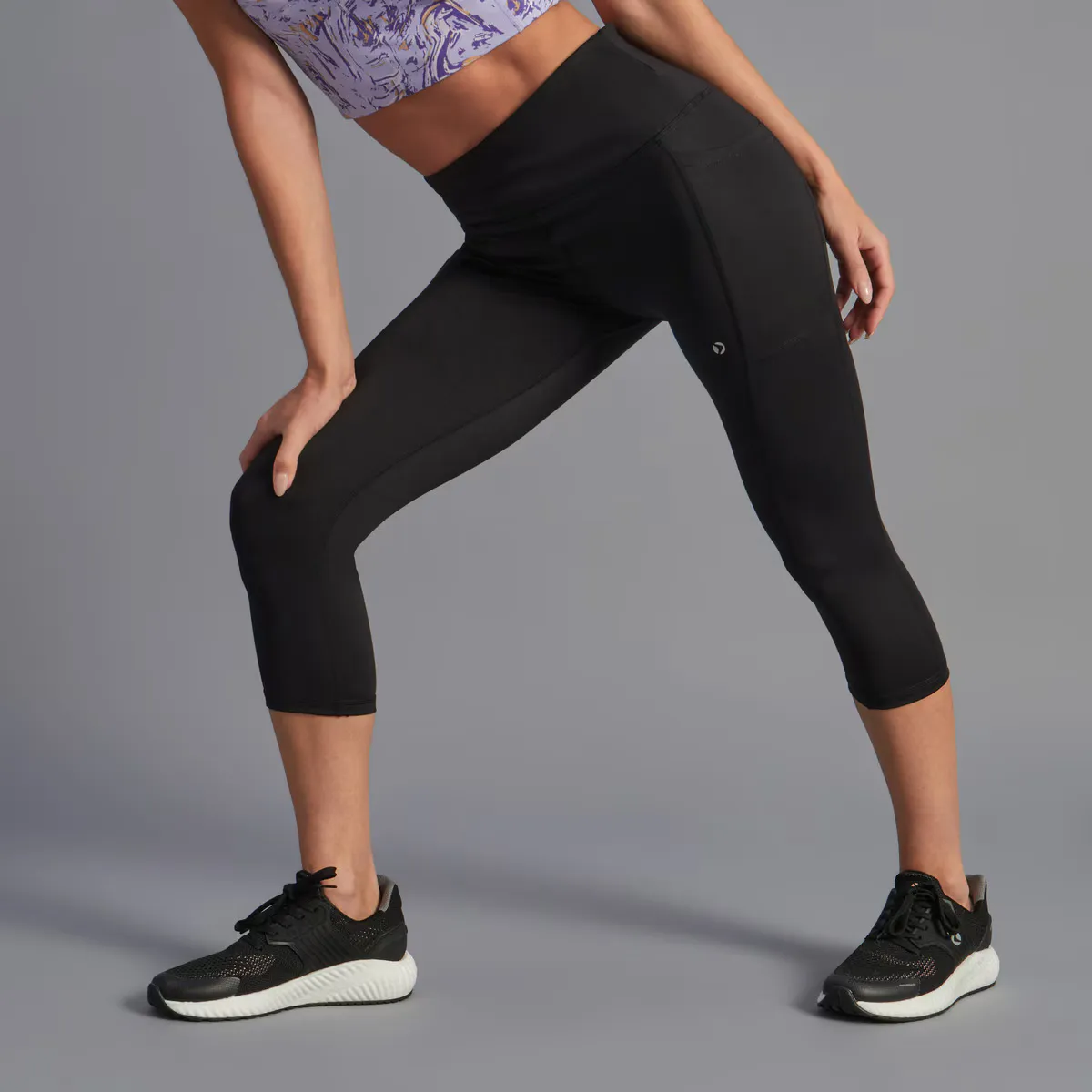 Женские базовые беговые капри из сетки Boomerang, черный
Женские базовые беговые капри из сетки Boomerang, черный