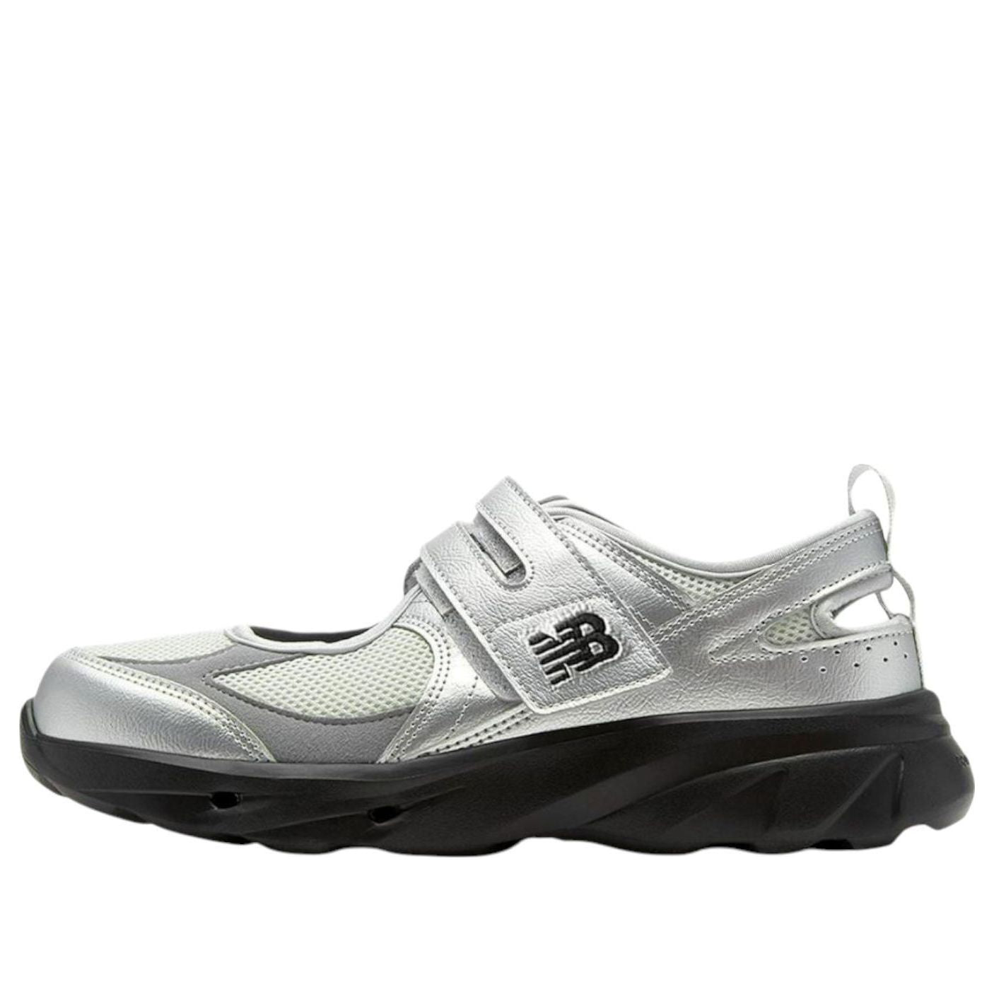 Сандалии New Balance Breeze 'Metallic Silver'
Сандалии New Balance Breeze 'Metallic Silver'