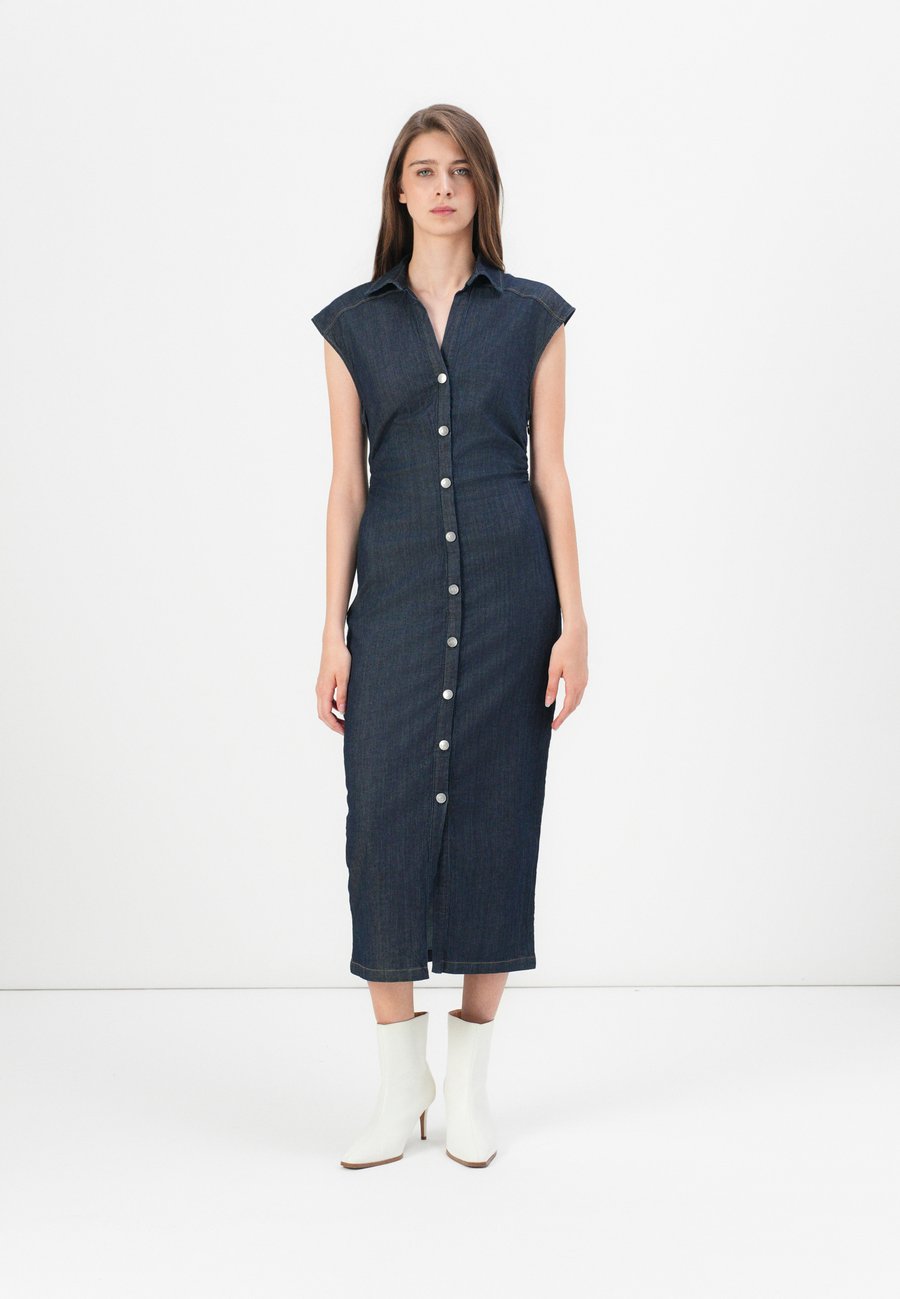 Платье ONLY ONLBABE CAPSLEEVE MIDI DRESS , Dark Blue Denim/Dark-Blue Denim
Платье ONLY ONLBABE CAPSLEEVE MIDI DRESS , Dark Blue Denim/Dark-Blue Denim