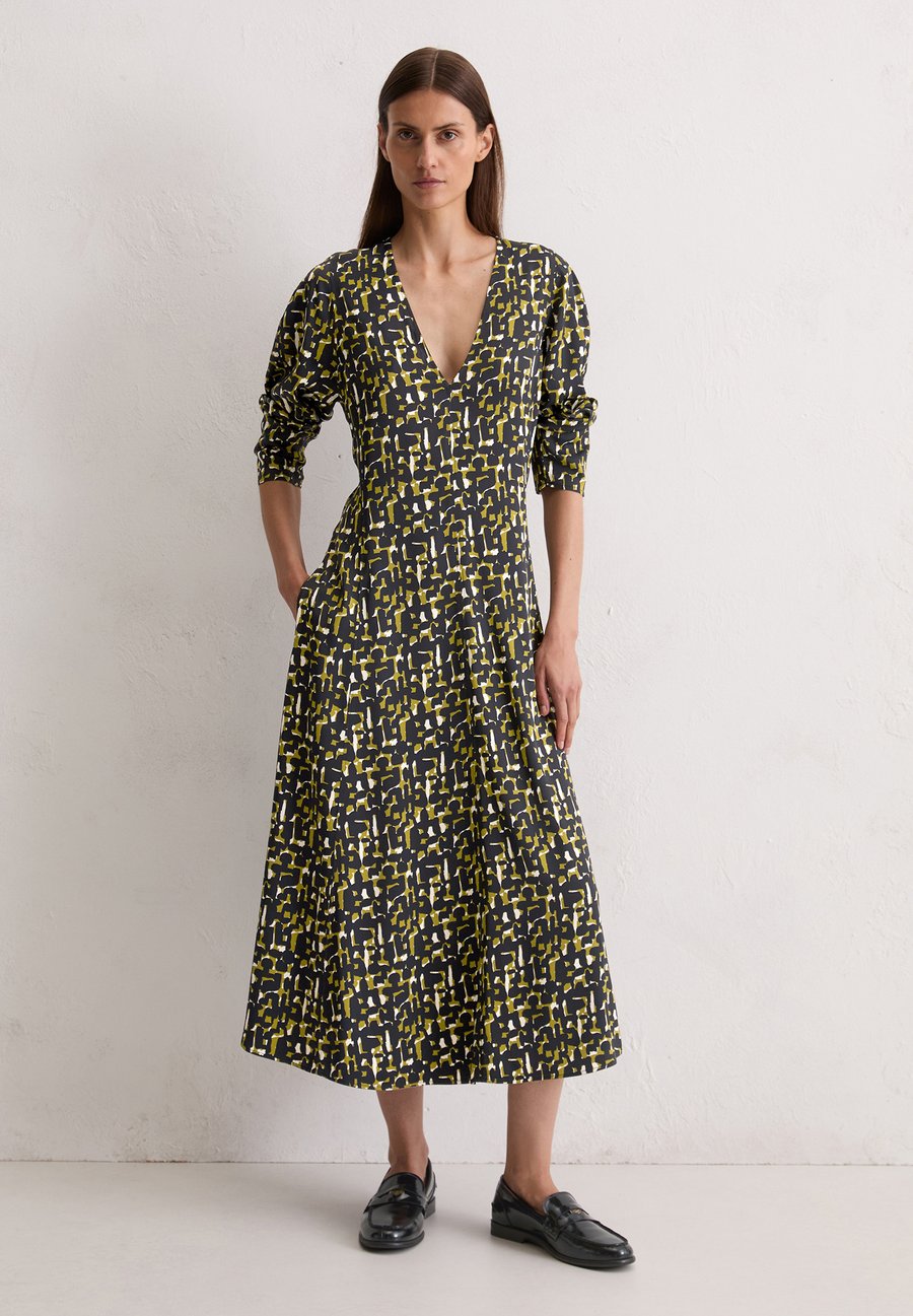 Платье Marc O'Polo Day dress, Multi/Light Green
Платье Marc O'Polo Day dress, Multi/Light Green