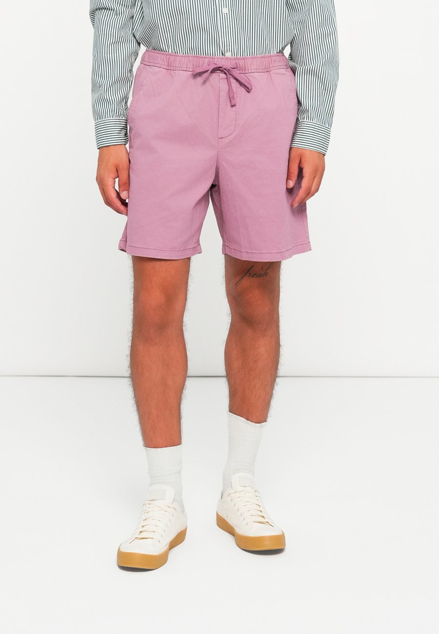 Шорты GAP ESSENTIAL EASY, Wispy Mauve/Blue
Шорты GAP ESSENTIAL EASY, Wispy Mauve/Blue