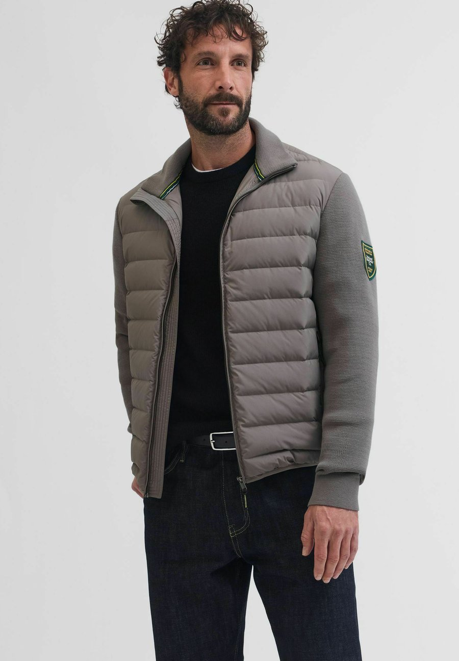 Куртка Portland Outerwear Co. Down jacket, Charcoal Gray/Grey
Куртка Portland Outerwear Co. Down jacket, Charcoal Gray/Grey