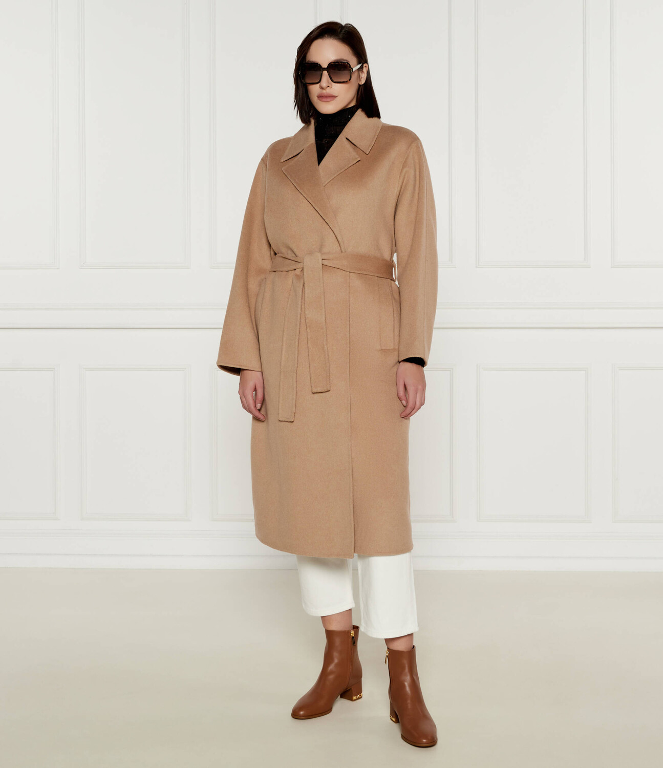 Пальто Calvin Klein, бежевый
Пальто Calvin Klein, бежевый