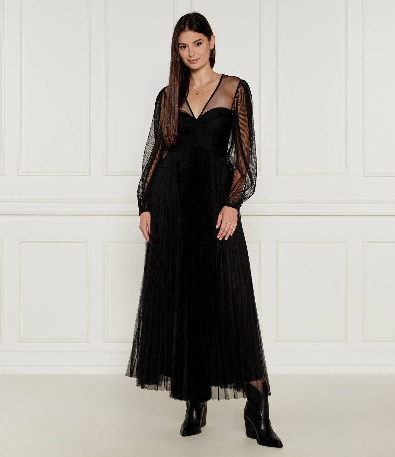 Платье TWINSET, черный
Платье TWINSET, черный