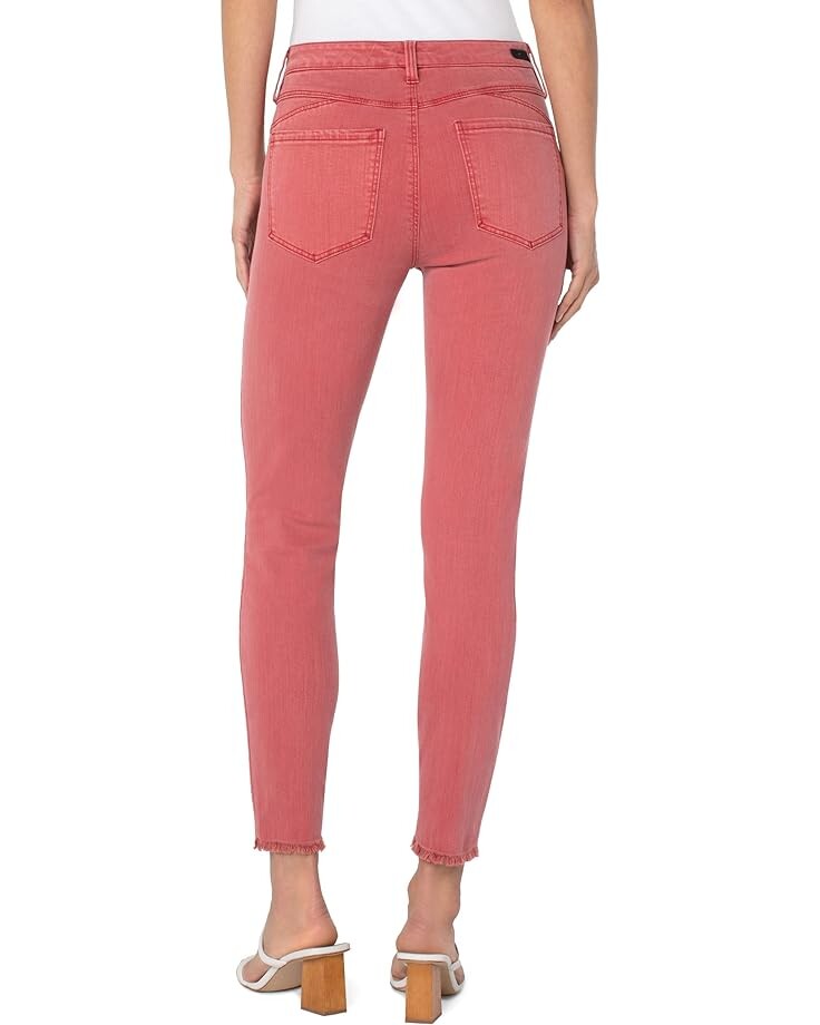 Джинсы Liverpool Los Angeles Piper Hugger Ankle Fray Hem 28" in Rosebud, цвет Rosebud
Джинсы Liverpool Los Angeles Piper Hugger Ankle Fray Hem 28" in Rosebud, цвет Rosebud