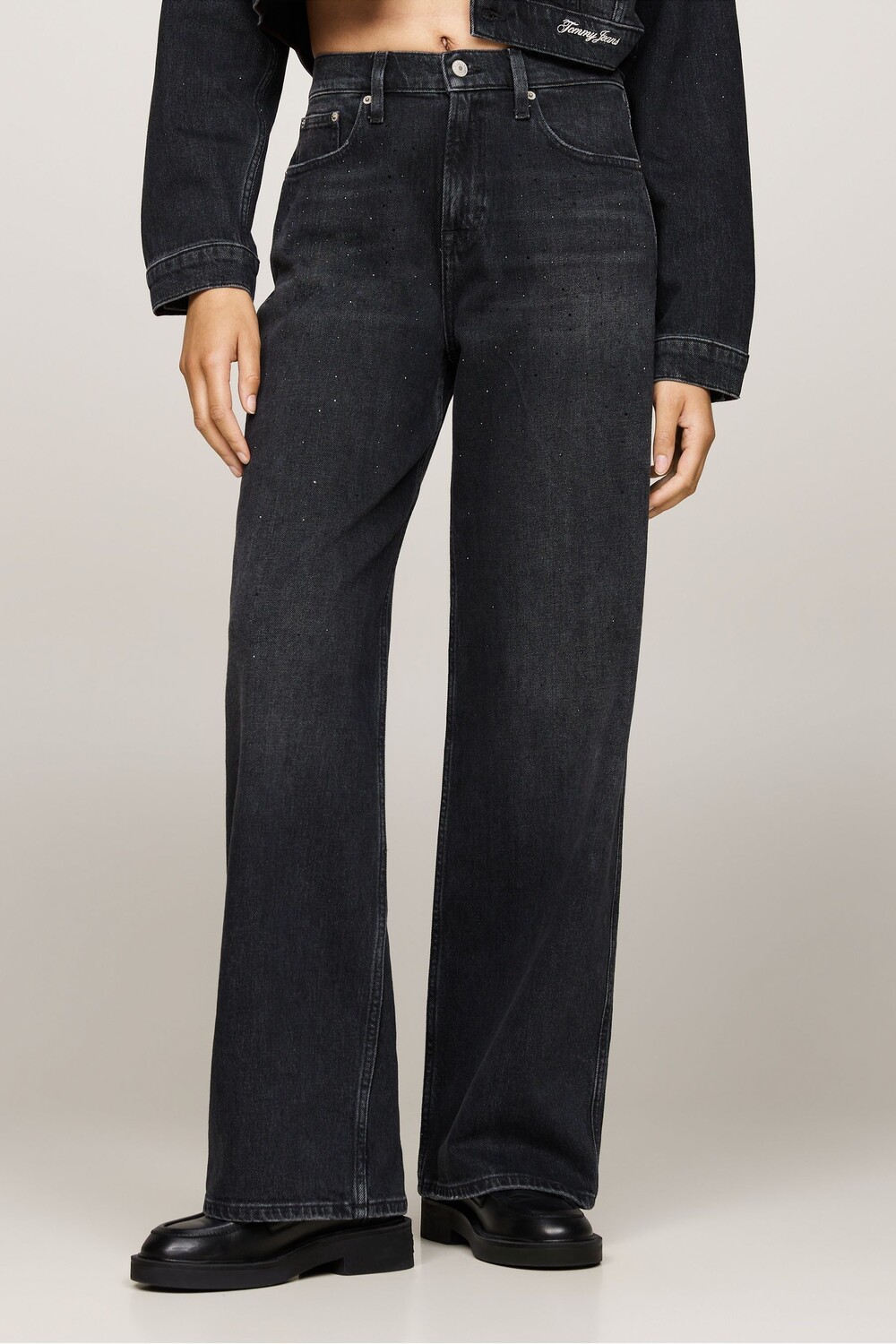 Свободные синие джинсы Betsy средней посадки Tommy Jeans, черный
Свободные синие джинсы Betsy средней посадки Tommy Jeans, черный