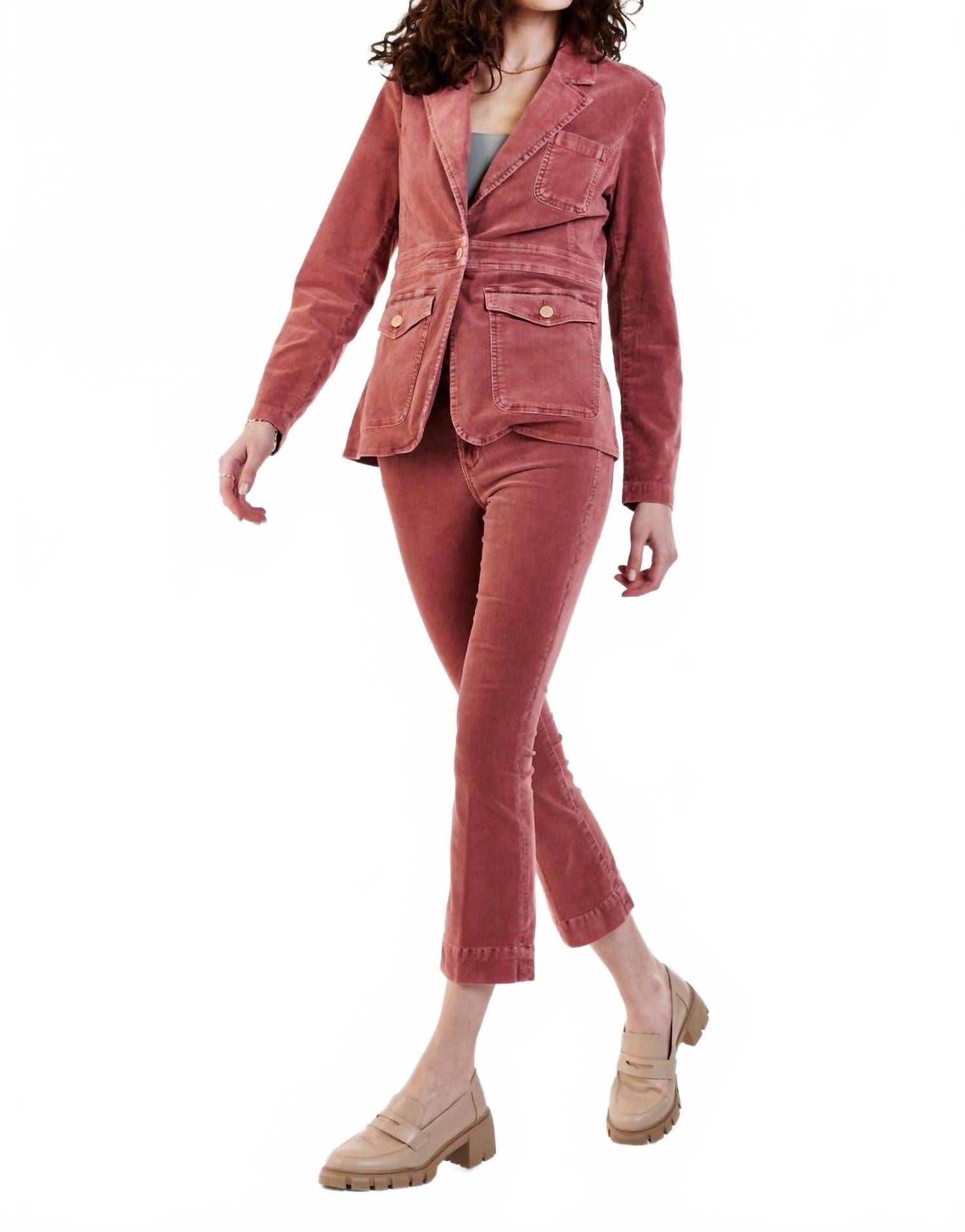 Коричный вересковый кордюровый блейзер DEAR JOHN DENIM, Cinnamon 
Коричный вересковый кордюровый блейзер DEAR JOHN DENIM, Cinnamon