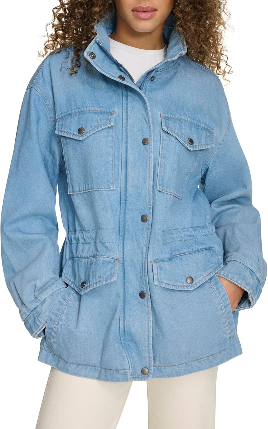 Женская куртка Levi's в стиле милитари с 4 карманами и воротником-стойкой, Light Wash Denim
Женская куртка Levi's в стиле милитари с 4 карманами и воротником-стойкой, Light Wash Denim