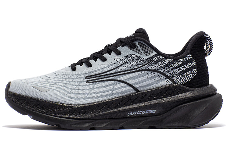 Кроссовки мужские Red Flame 3 Low-top черные 361° 
Кроссовки мужские Red Flame 3 Low-top черные 361°