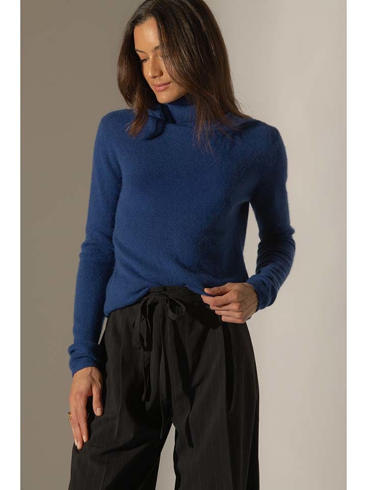 Perfect Cashmere Кашемировый свитер с высоким воротником "Эшли" темно-синего цвета
Perfect Cashmere Кашемировый свитер с высоким воротником "Эшли" темно-синего цвета
