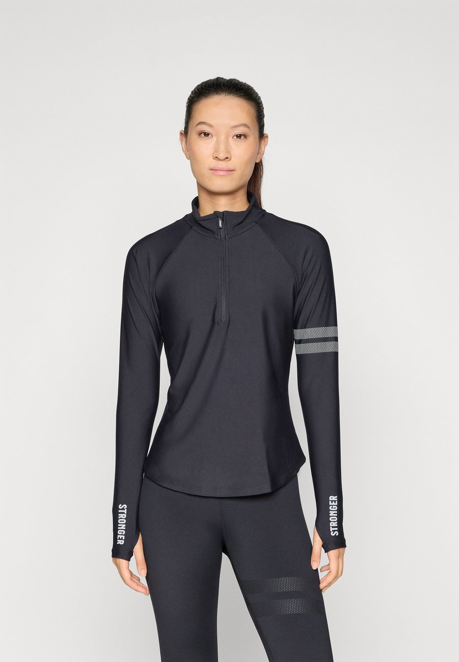 Топ Stronger PACE HALF ZIP, Black
Топ Stronger PACE HALF ZIP, Black