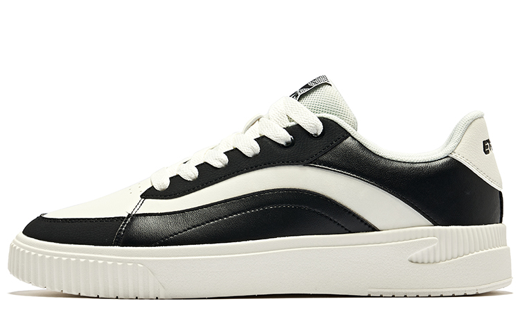 Erke Летающие журавли противоскользящие износостойкие низкие скейтерские кроссовки мужские микрокристаллический белый/угольный черный - микрокристаллический белый угольный черный
Erke Летающие журавли противоскользящие износостойкие низкие скейтерские кроссовки мужские микрокристаллический белый/угольный черный - микрокристаллический белый угольный черный