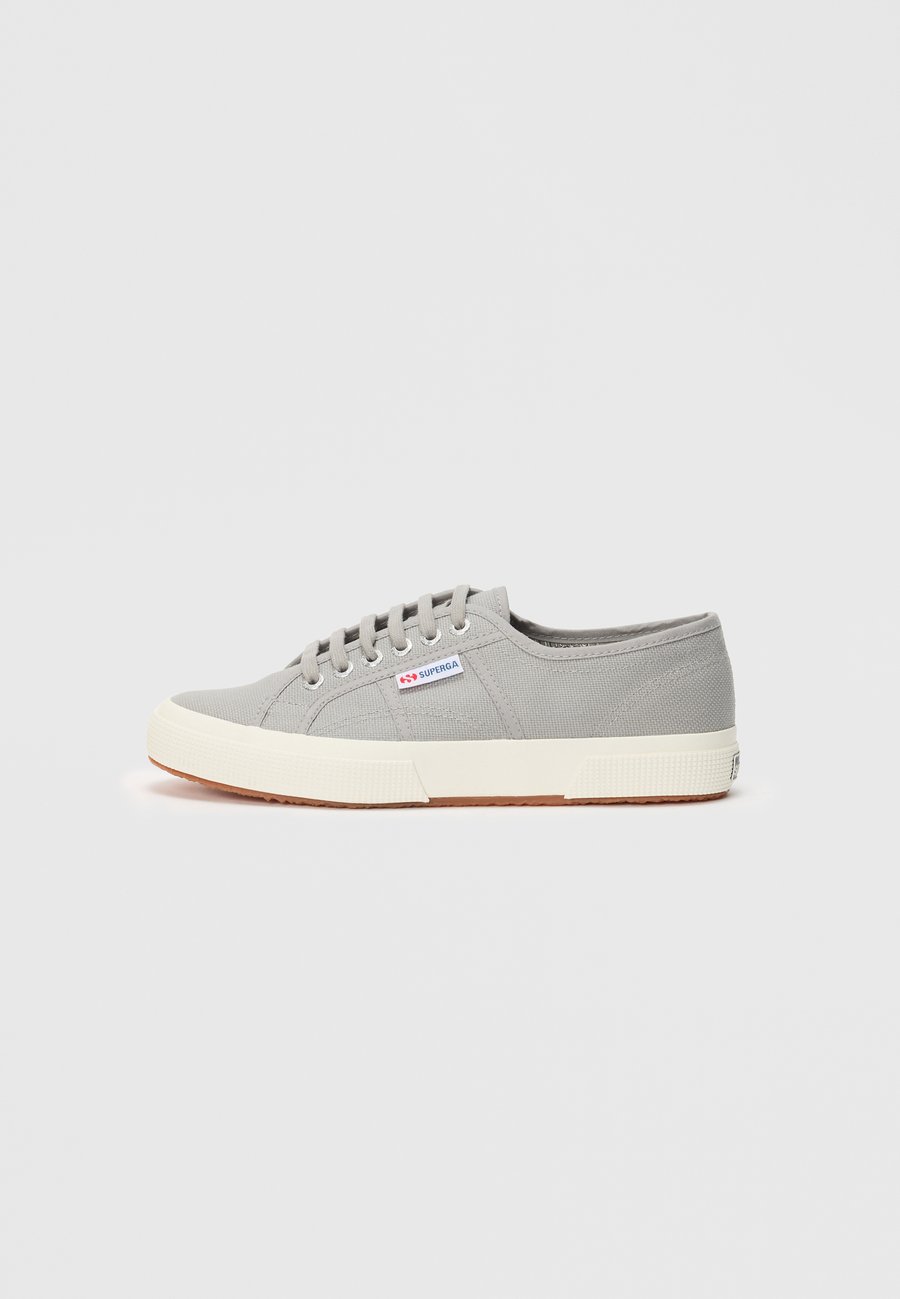 Кроссовки Superga CLASSIC, Grey/Md Favorio/Light Grey
Кроссовки Superga CLASSIC, Grey/Md Favorio/Light Grey