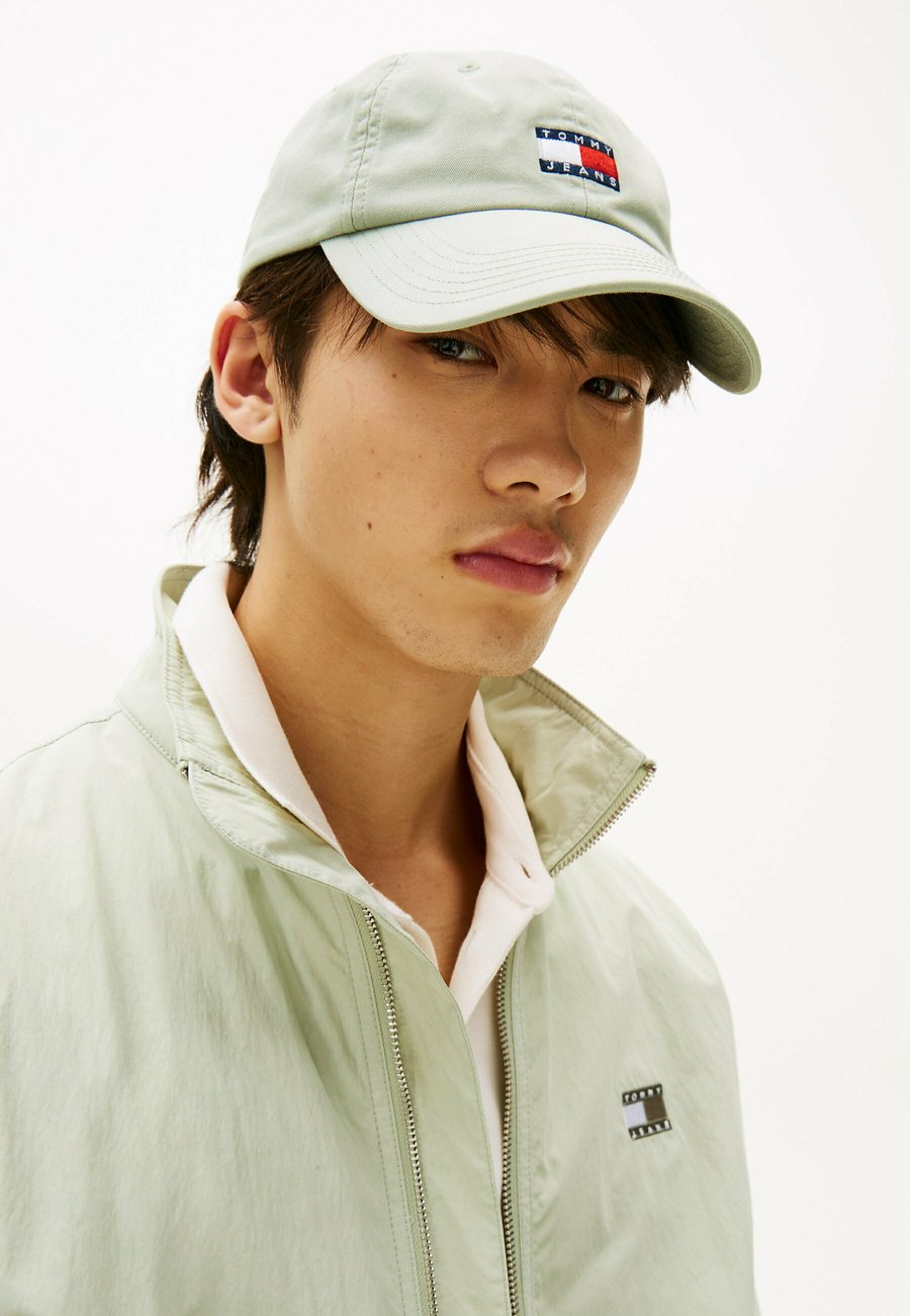 Бейсболка Tommy Jeans HERITAGE, Misty Sage/Light Green
Бейсболка Tommy Jeans HERITAGE, Misty Sage/Light Green