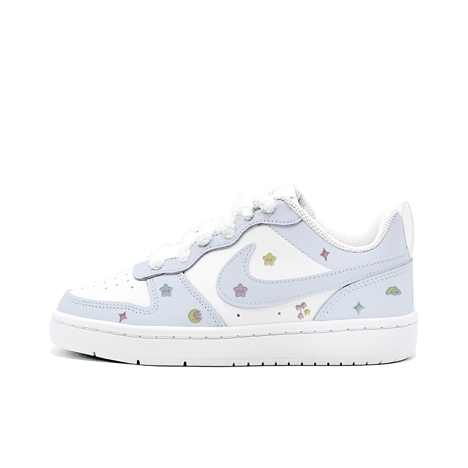 Ковер Court Borough Skyy Star Dream, Gaibei Manufacturing с амортизирующей поддержкой, устойчивый к истиранию и скольжению, низкий верх Nike, светло-синий
Ковер Court Borough Skyy Star Dream, Gaibei Manufacturing с амортизирующей поддержкой, устойчивый к истиранию и скольжению, низкий верх Nike, светло-синий