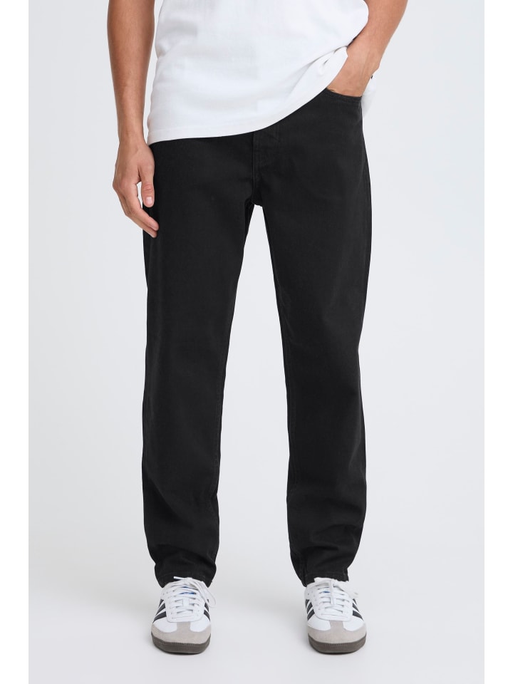 !SOLID Зауженные джинсы SDCarson черного цвета
!SOLID Зауженные джинсы SDCarson черного цвета