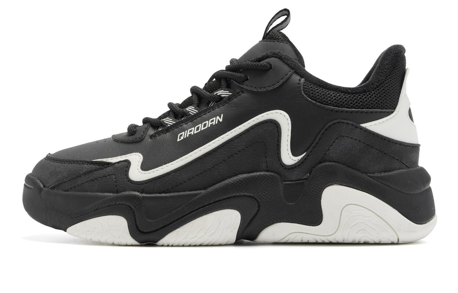 Кеды, скейтборд обувь женская высокая черный/слоновая кость Qiaodan
Кеды, скейтборд обувь женская высокая черный/слоновая кость Qiaodan