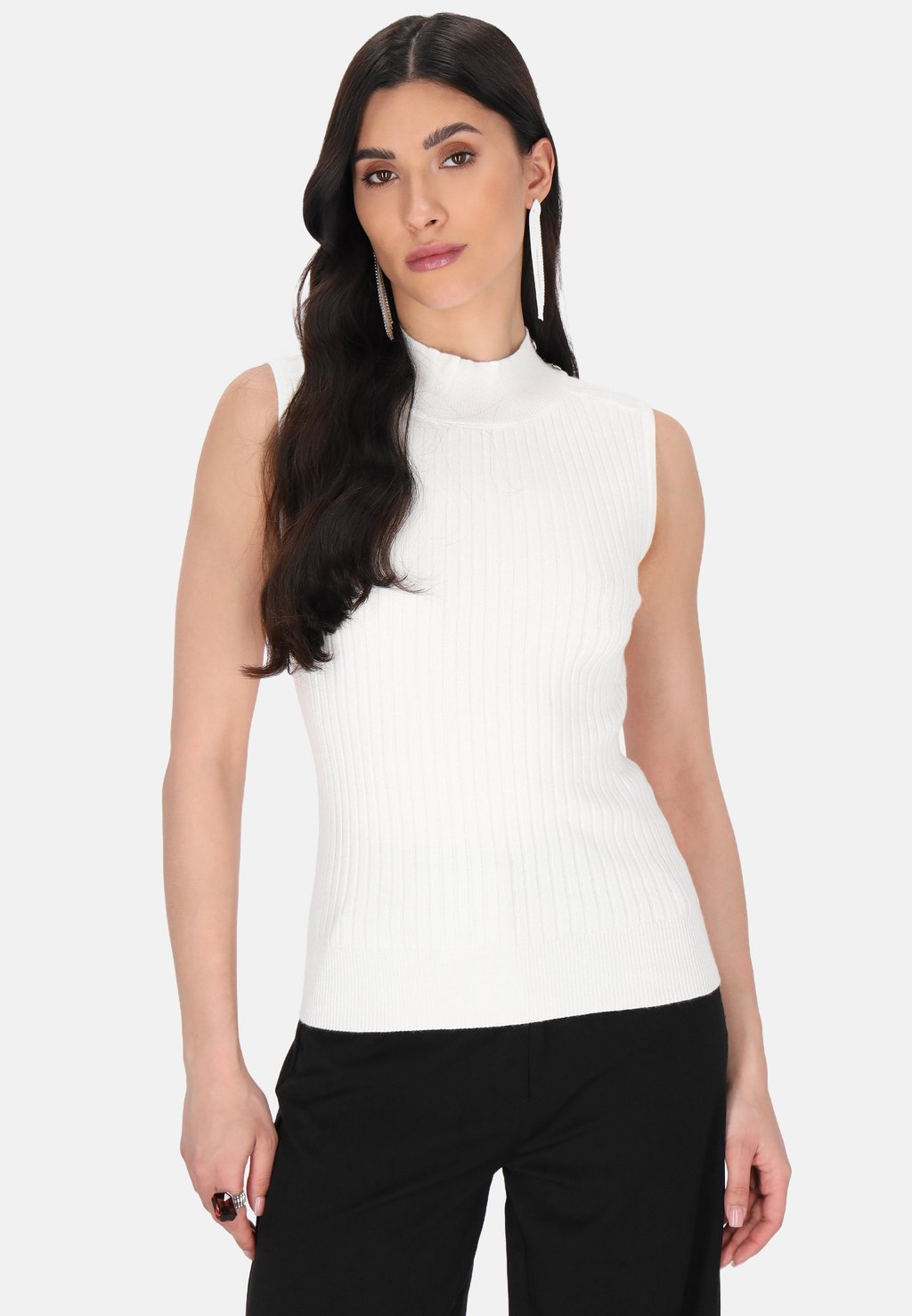 Топ faina, белый
Топ faina, белый