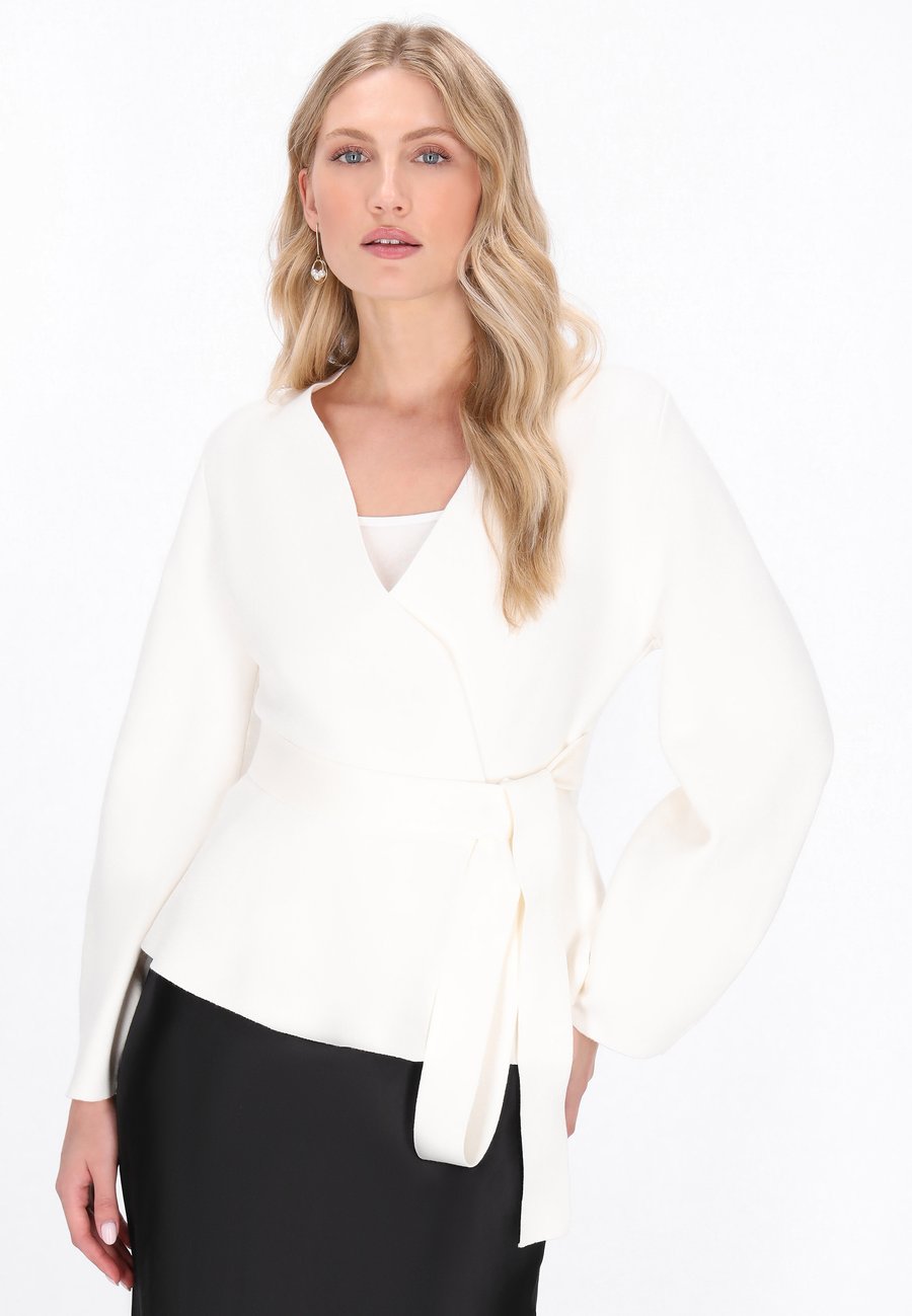 Кардиган DreiMaster Cardigan, Offwhite/Off-White
Кардиган DreiMaster Cardigan, Offwhite/Off-White