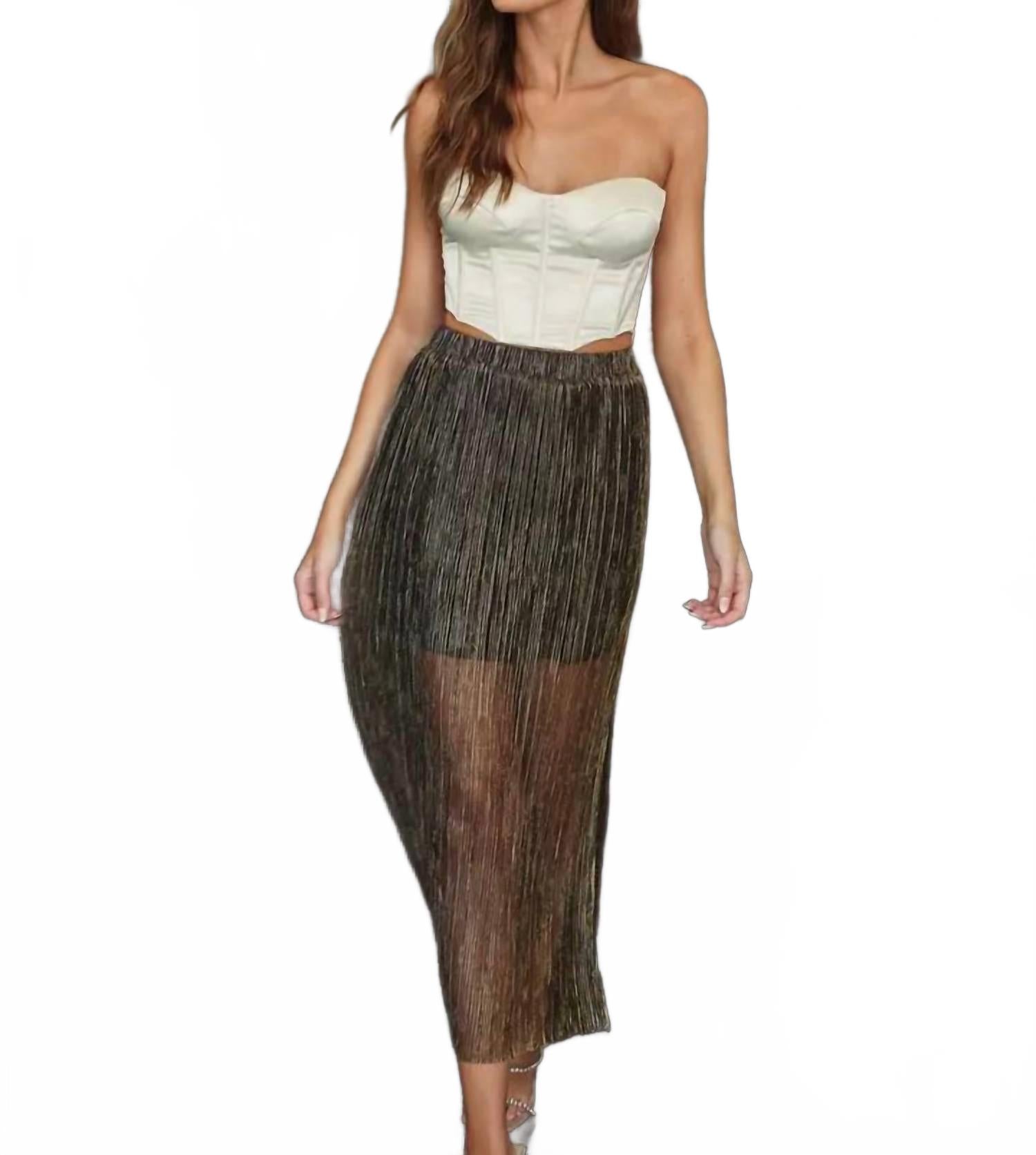 Металлическая плиссированная макси-юбка с разрезом сбоку в цвете Bistro Gold DRESS FORUM
Металлическая плиссированная макси-юбка с разрезом сбоку в цвете Bistro Gold DRESS FORUM