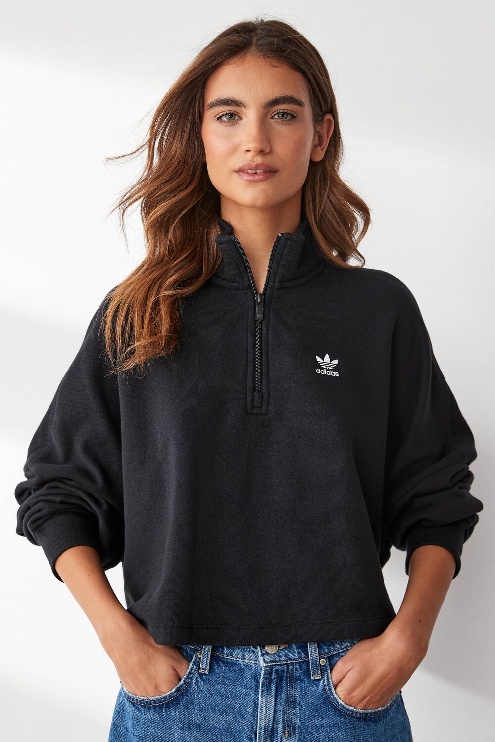 Свитшот Essential из 100% хлопка Adidas Originals, черный
Свитшот Essential из 100% хлопка Adidas Originals, черный