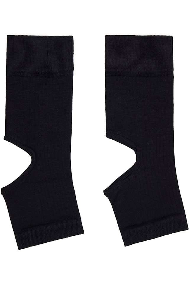 Lemaire Темно-Синие носки-гетры с вырезами в рубчик
Lemaire Темно-Синие носки-гетры с вырезами в рубчик