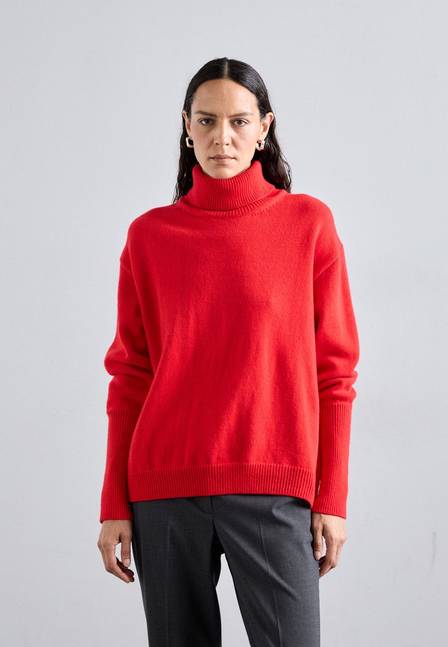 Джемпер BITE Studios FINE ROLL NECK, Scarlet/Red
Джемпер BITE Studios FINE ROLL NECK, Scarlet/Red