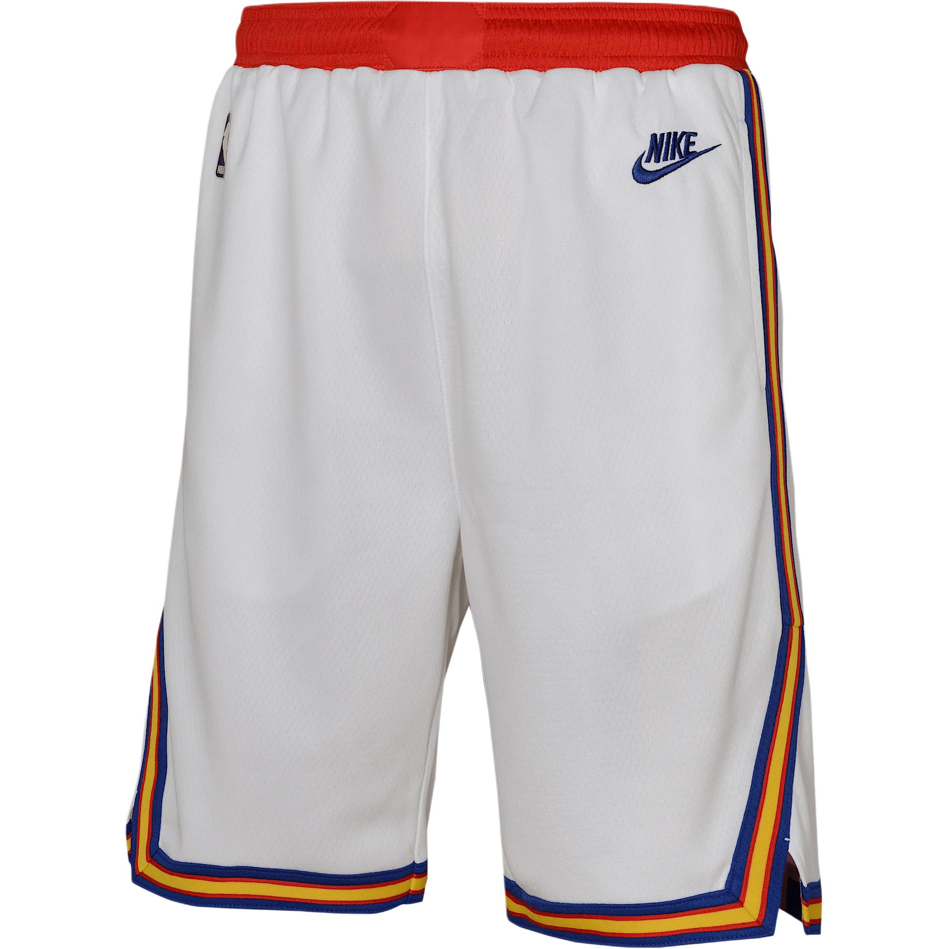 Nike Шорты X NBA Golden State Warriors Swingman Shorts Teenagers White
Nike Шорты X NBA Golden State Warriors Swingman Shorts Teenagers White