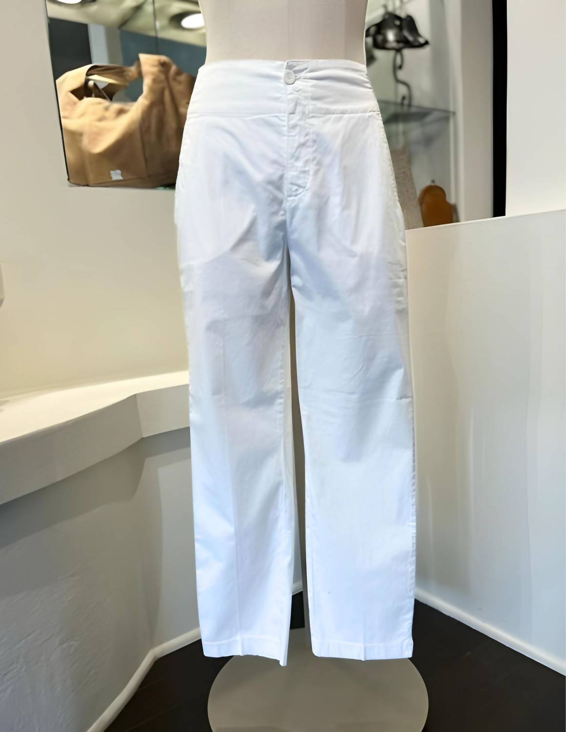 Брюки Белого Цвета European Culture
Брюки Белого Цвета European Culture