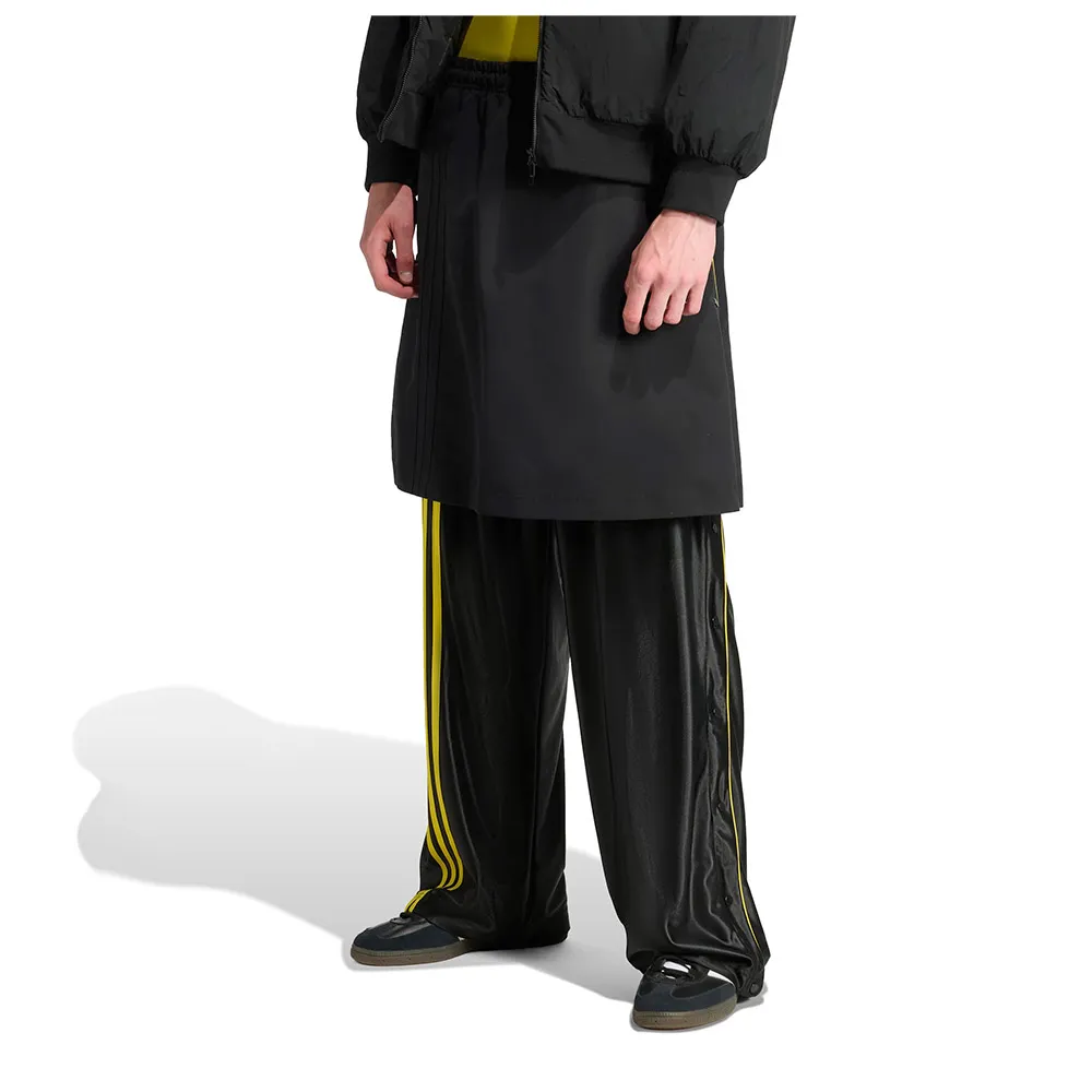 Юбка adidas Originals Unisex, черный
Юбка adidas Originals Unisex, черный