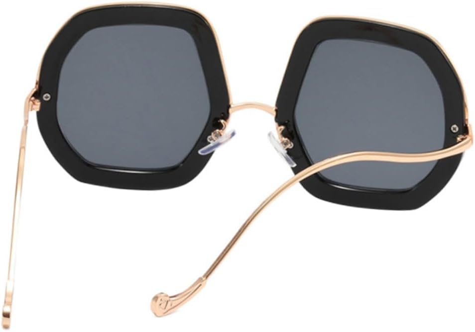 Крупные женские солнцезащитные очки со стразами: стильная модная защита глаз для любого случая, легкая и прочная конструкция для активного отдыха и вечеринок CORHAD, Grey
Крупные женские солнцезащитные очки со стразами: стильная модная защита глаз для любого случая, легкая и прочная конструкция для активного отдыха и вечеринок CORHAD, Grey