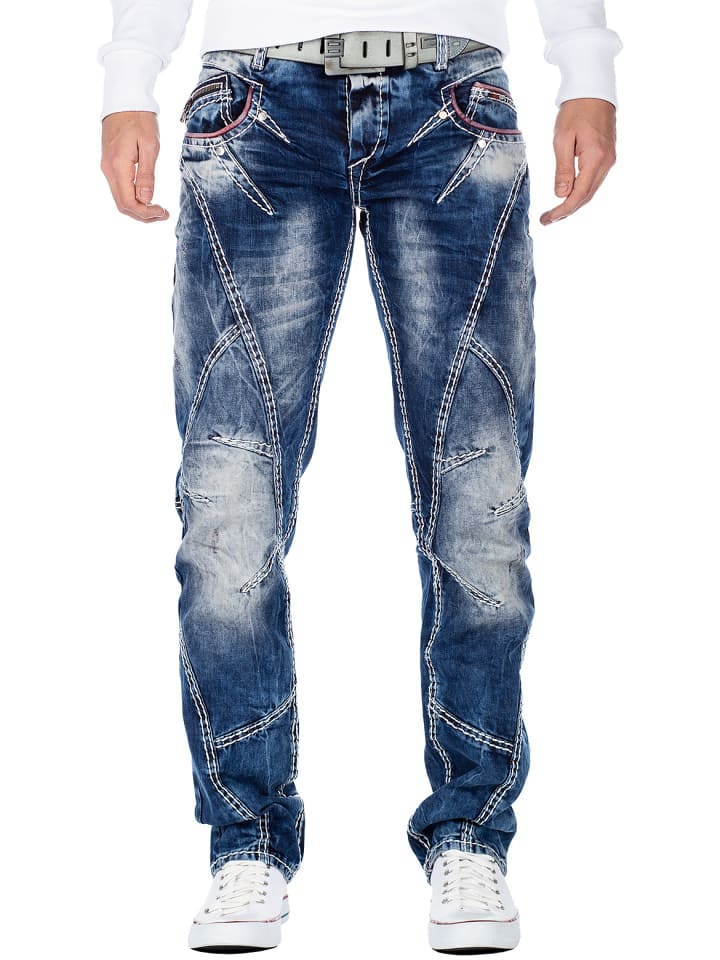 Джинсы синего цвета Cipo & Baxx
Джинсы синего цвета Cipo & Baxx