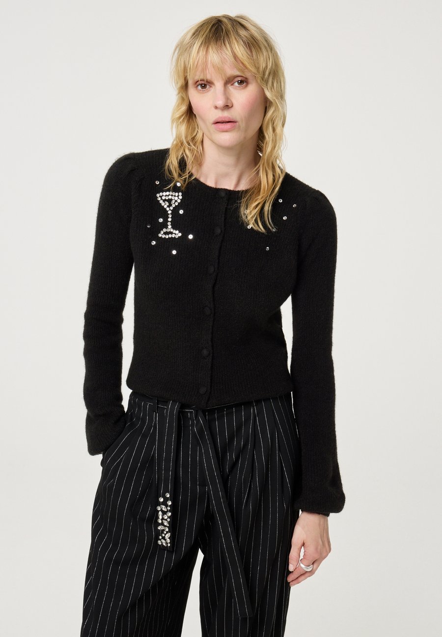 Кардиган Fabienne Chapot Cardigan, Black
Кардиган Fabienne Chapot Cardigan, Black