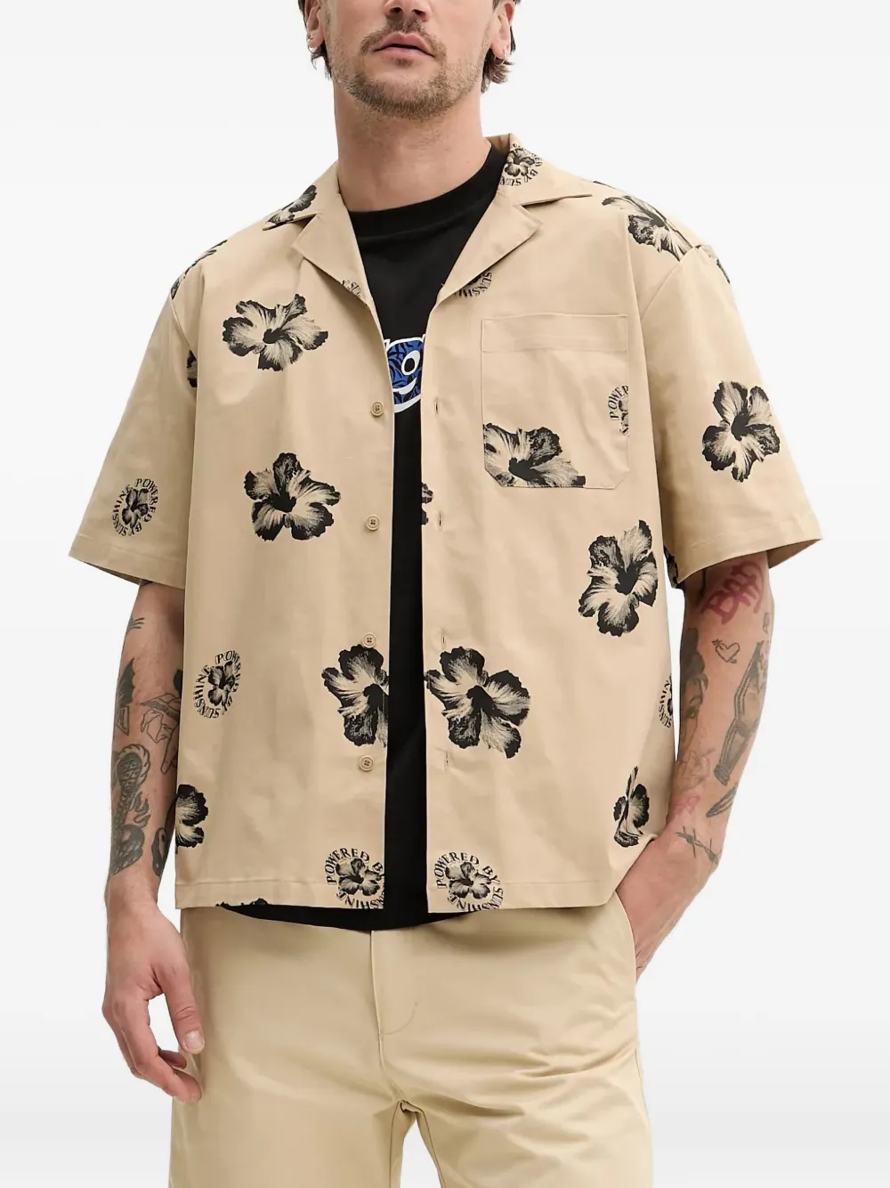 Рубашка с цветочным принтом и воротником-стойкой HUGO, нейтральный
Рубашка с цветочным принтом и воротником-стойкой HUGO, нейтральный