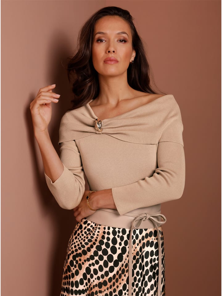 Свитер Кармен бежевого цвета creation L
Свитер Кармен бежевого цвета creation L