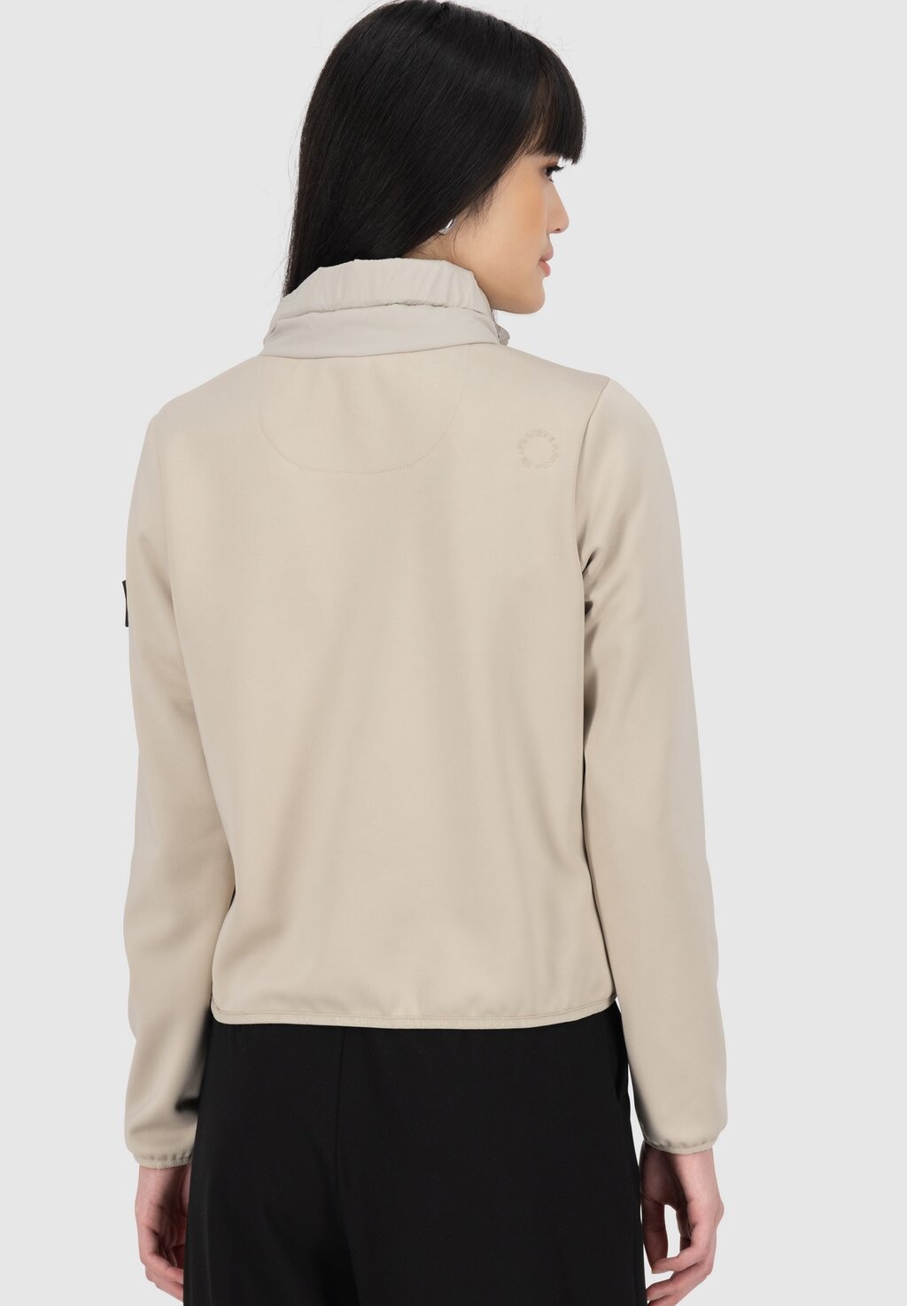 Зимняя куртка RUNA alife & kickin, бежевый
Зимняя куртка RUNA alife & kickin, бежевый